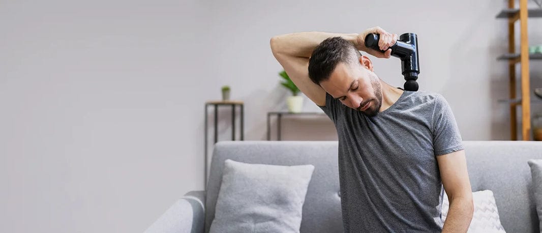 ۱۰ اشتباه رایج در استفاده از ماساژور تفنگی و روش استفاده ایمن